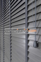 Antrasit 50 MM Polywood Ahşap Jaluzi Perde